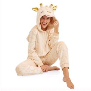 Giraffe onesie pajama